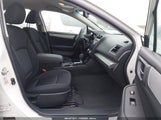 Subaru Legacy 2.5I Premium 4S3BNAF61K3041024 снимка