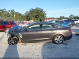 Chrysler 200 Limited 1C3CCCAB0FN658746 fotografie