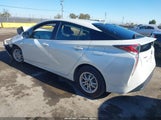 Toyota Prius Three JTDKARFU4J3546479 снимка
