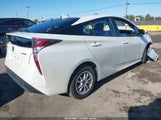 Toyota Prius Three JTDKARFU4J3546479 снимка