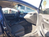 Toyota Corolla Le JTDEPRAE5LJ091426 снимка