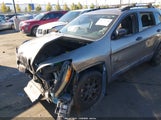 Jeep Cherokee Sport 1C4PJMAB2GW240550 снимка