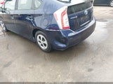 Toyota Prius Two JTDKN3DU3F0467320 fotografie