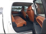 Toyota Tundra  5.7L V8 5TFAW5F17FX487312 снимка