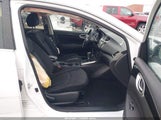 Nissan Sentra Sv 3N1AB7AP0JL638615 fotografie