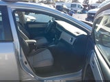 Toyota Corolla Le 5YFBURHE4JP758609 снимка