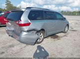 Toyota Sienna Le 8 Passenger 5TDKZ3DC4HS886286 снимка