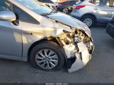 Toyota Prius Plug-In JTDKN3DP4E3057388 снимка