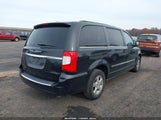 Chrysler Town & Country Touring 2A4RR5DG1BR697926 fotografie