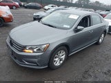 Volkswagen Passat 1.8T S 1VWAT7A32HC052329 снимка