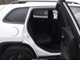 Jeep Cherokee Altitude 1C4PJMCB3GW120950 снимка