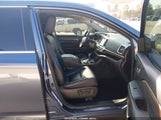 Toyota Highlander Hybrid Limited Platinum V6 5TDDCRFH3ES004543 fotografie