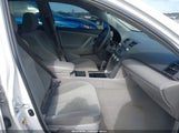Toyota Camry Le 4T1BE46KX7U692423 снимка