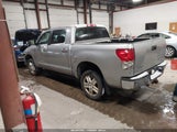 Toyota Tundra Limited 5.7L V8 5TBDV58117S472821 fotografie