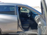 Nissan Rogue Sv KNMAT2MV1HP607606 снимка