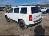 Jeep Patriot Latitude 1C4NJRFB4CD658157 снимка