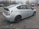 Toyota Prius Three JTDKN3DU8D0354847 снимка