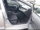 Toyota Corolla Le JTDEPRAE7LJ084302 снимка