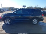 Toyota Sequoia Limited 5.7L V8 5TDKY5G1XDS045317 снимка
