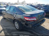 Toyota Camry Le 4T4BF3EK6AR057687 снимка
