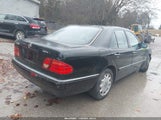 Mercedes-Benz E 300 Diesel WDBJF25F9WA550973 fotografie