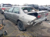 Toyota Camry Le 4T1BG22KXXU477614 снимка