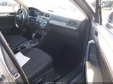 Volkswagen Tiguan 2.0T S 3VVRB7AX7RM078065 photo
