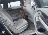 Buick Enclave Convenience 5GAKRAKD2HJ190136 снимка