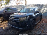 Toyota Highlander Se 5TDJZRFH8KS937643 снимка