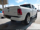 Ram  Express 4X4 6'4 Box 1C6RR7FG2JS246930 fotografie