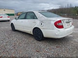 Toyota Camry Le 4T1BE32KX2U087648 снимка