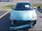 Toyota Prius C Two JTDKDTB35E1060377 снимка