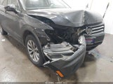 Volkswagen Tiguan 2.0T Se/2.0T Sel/2.0T Sel R-Line/2.0T Sel R-Line Black 3VV2B7AX5KM066164 fotografie