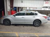Nissan Altima 2.5 S 1N4AL3AP3FN903172 fotografie