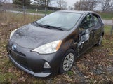 Toyota Prius C Two JTDKDTB37C1506364 снимка