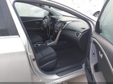 Hyundai Elantra Gt KMHD35LE6DU123275 снимка