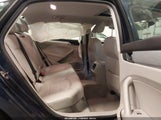 Volkswagen Passat 2.0L Tdi Se 1VWBN7A37DC058085 photo
