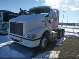 International  9200I 2HSCEAER31C004766 снимка