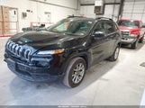Jeep Cherokee Sport 1C4PJMAB3GW246924 снимка