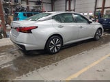Nissan Altima Sv Fwd 1N4BL4DV1MN415405 photo