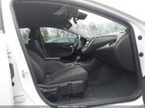 Chevrolet Malibu Fwd Rs 1G1ZG5ST1NF182750 fotografie