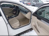Volkswagen Passat 2.0L Tdi Se 1VWBN7A38DC113854 photo