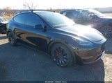 Tesla Model Y Performance Dual Motor All-Wheel Drive 7SAYGDEF7NF373292 fotografie