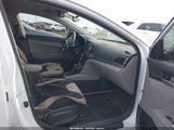Hyundai Elantra Se 5NPD74LF1HH078015 снимка