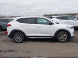 Hyundai Tucson Se KM8J3CA48HU351589 снимка