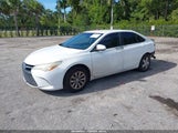 Toyota Camry Le 4T4BF1FK2FR495715 снимка
