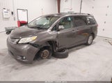 Toyota Sienna Limited V6 7 Passenger 5TDYK3DC3DS347859 photo