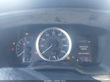 Toyota Corolla Le JTDEPRAE1LJ005562 снимка