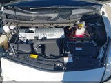 Toyota Prius Three JTDKN3DU8F0428481 снимка