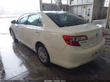 Toyota Camry Le 4T1BF1FK0EU421976 снимка